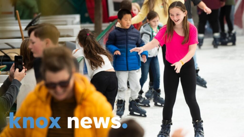 Ice skating returns to Market Square 2022