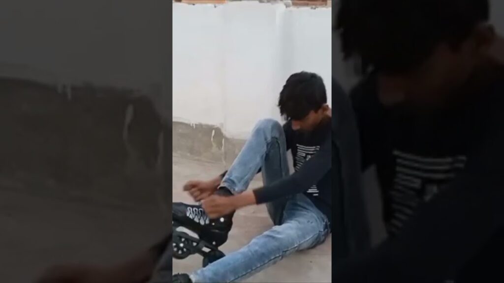 skating first time #skating #balurghat #skatinglife #skatinglover #viral #inline #skatingboy #boy