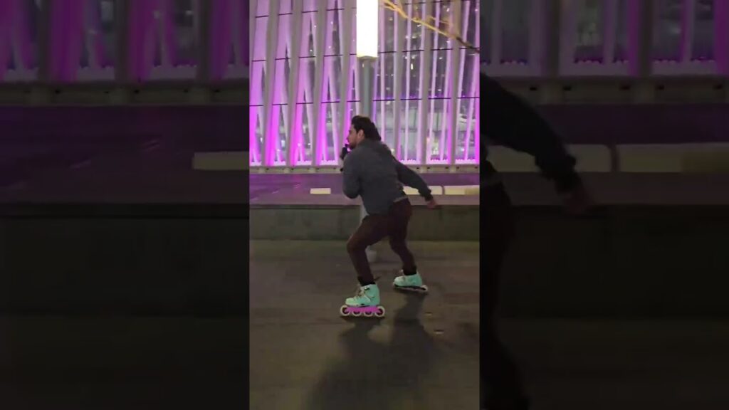 Jumping around at the Oculus/World Trade Center #rollerblading #rollerblading #urbanskating
