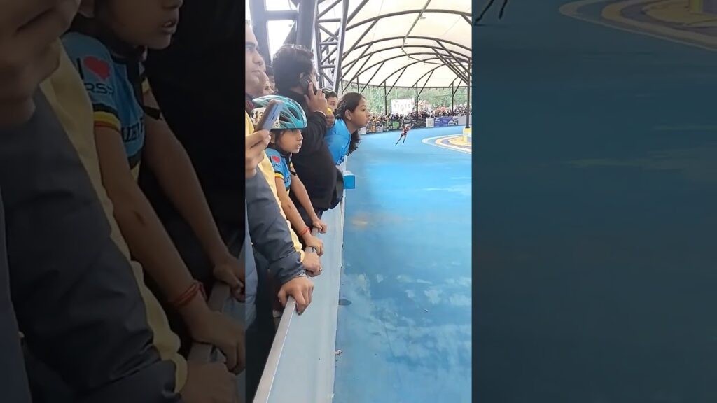 one lap (200m) India best time skater mr arayan 60th national championship 🏆 2022-23 in Bangalore