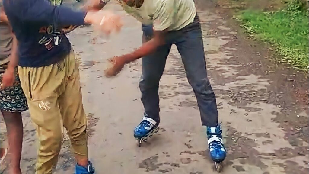 Skating shoes stand || skating shoes speed #viral #subscribe #skating #shortvideo #video #minevlog