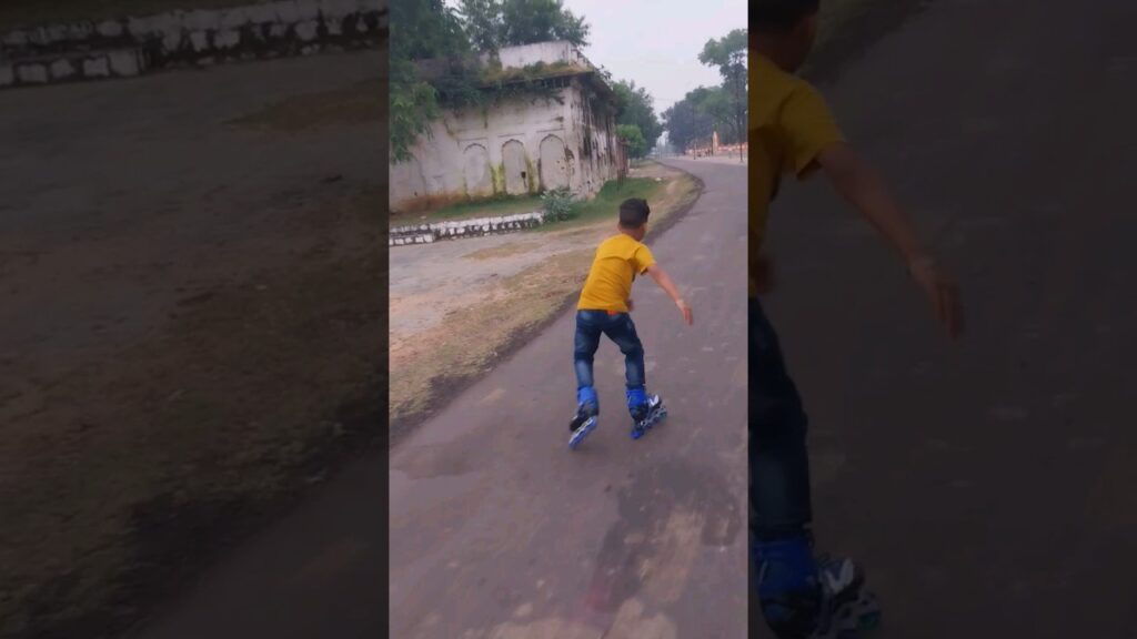 बड़े  तालाब पर स्केटिंग #shortvideo #ytshorts#skating#sketing #viral#videos#youtubeshorts #tikamgarh