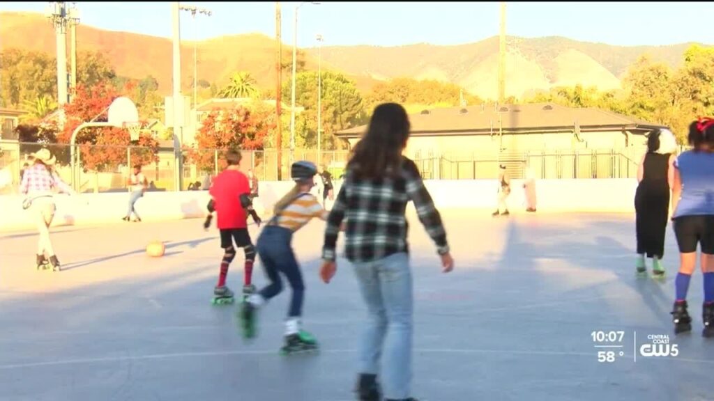 Halloween themed roller-skating pop up in San Luis Obispo