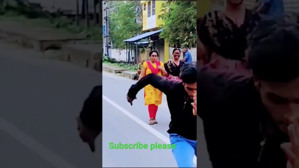 wow publicreaction😱😱😱😱😱/#balurghat /#viral /#road /#mf500 /#indianskater /#brother skating