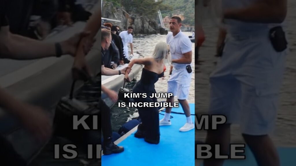 Are you okay in these heels? ๐ณ๐ฐ Kim Kardashian at Kourtney’s wedding