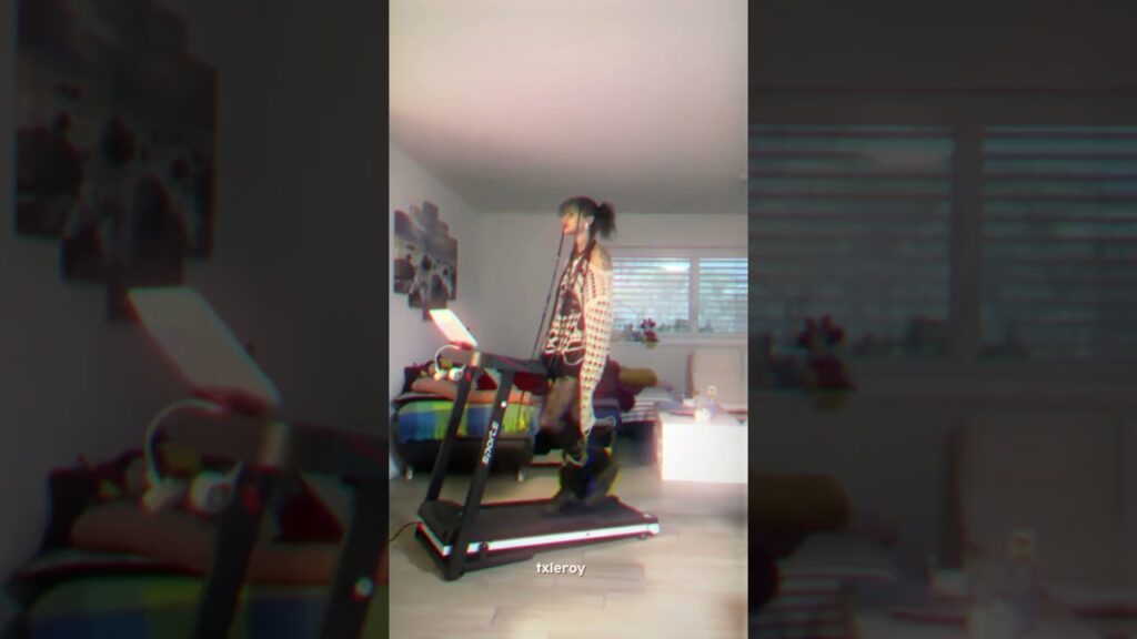 it girl || #edit #roblox #robloxedittrend #christmas #iceskatingtrend #robloxtrend