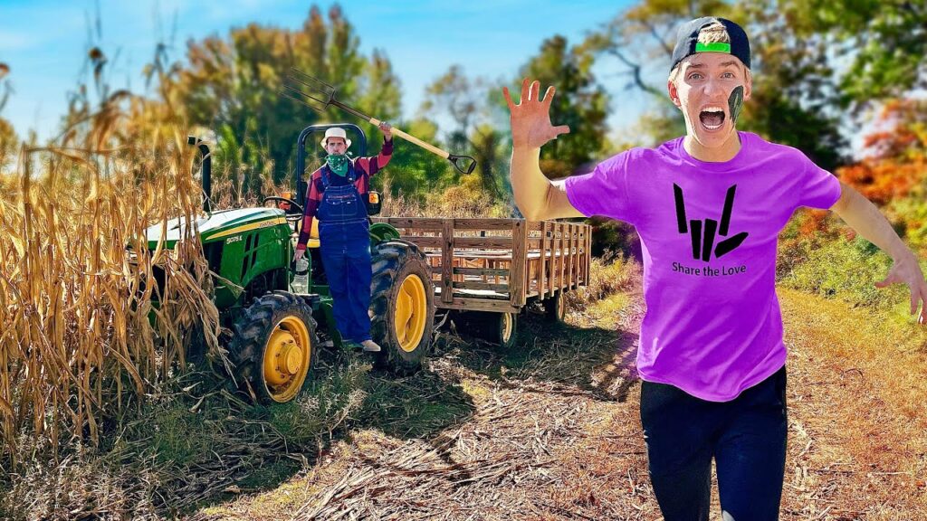 This ANGRY FARMER ATTACKED US in CORN FIELD!!