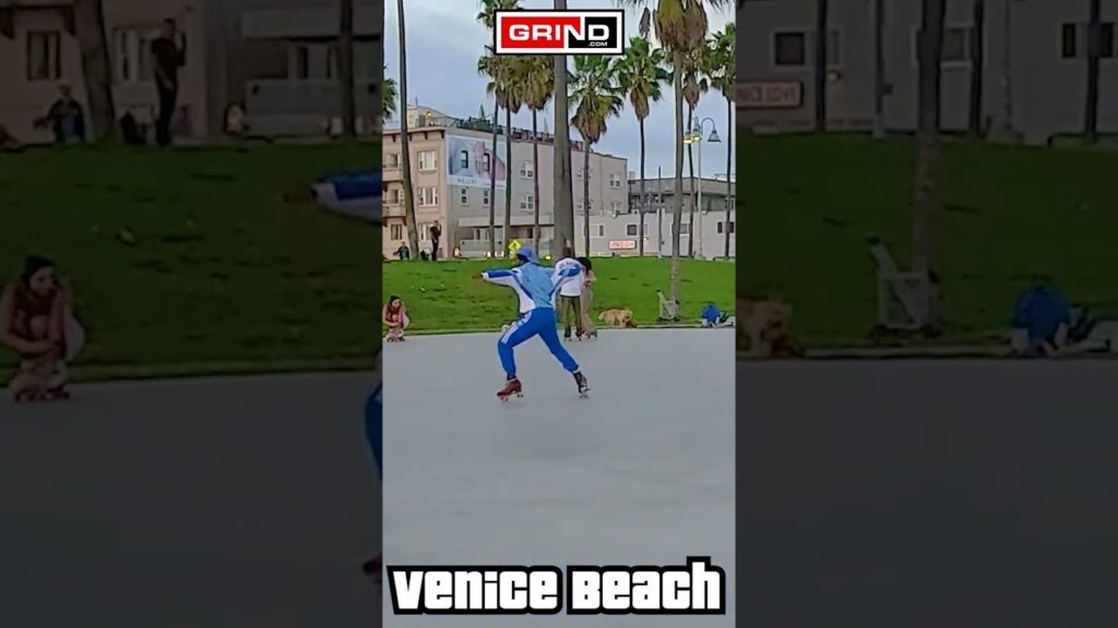 Cutie Pie by One Way AT VENICE BEACH ROLLER DISCO PLAZA LIVE #rollerskating #grind