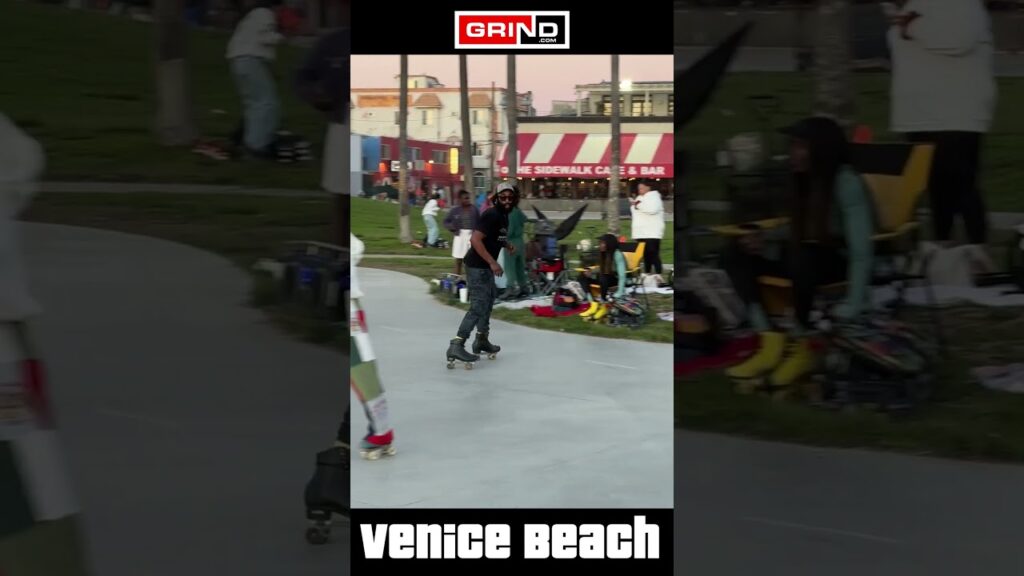 You Should Be Dancing Bee Gees Part 7 at VENICE BEACH ROLLER DISCO PLAZA #grind #rollerskating