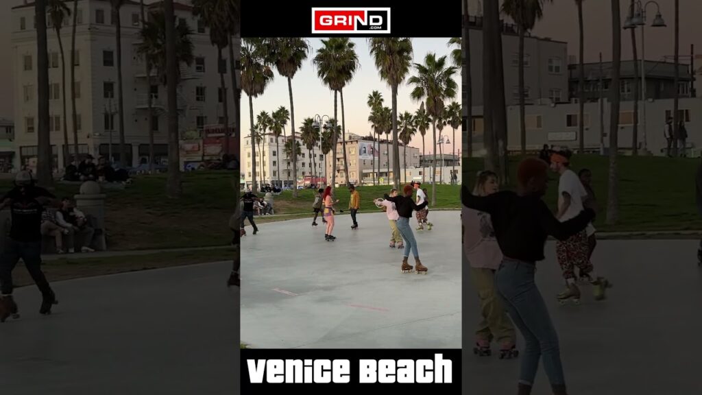 You Should Be Dancing Bee Gees Part 11 at VENICE BEACH ROLLER DISCO PLAZA  #grind  #rollerskating