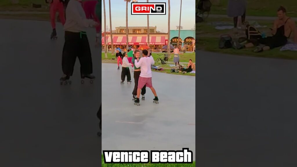 Elvis Crespo – Suavemente Part 11 AT VENICE BEACH ROLLER DISCO PLAZA LIVE #rollerskating #grind