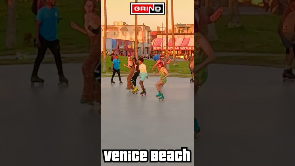 Thinking Of You – Sister Sledge PT 10 AT VENICE BEACH ROLLER DISCO PLAZA LIVE #rollerskating #grind