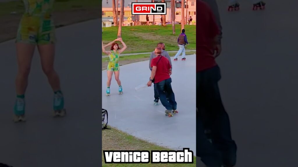 You Should Be Dancing Bee Gees Part 7 at VENICE BEACH ROLLER DISCO PLAZA  #grind  #rollerskating