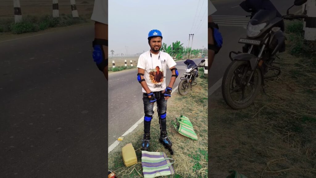 Skating Full Dressup 🛼🛼 #skatingsuccess #skating #india #youtubeshorts #shorts #viral