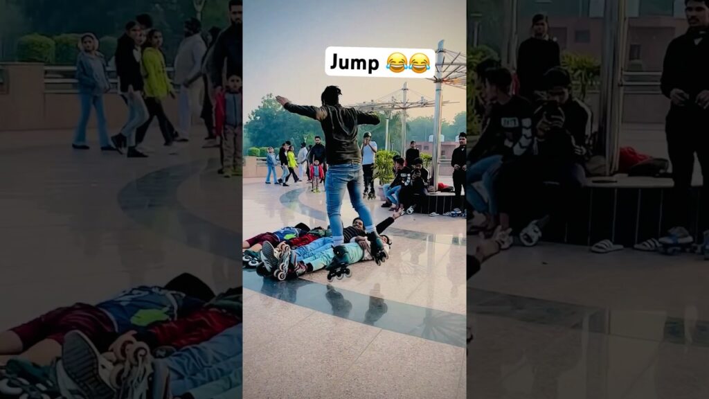 #skating #jump #shortvideo #agra #shorts #freefire #funnyvideo #skatepark #trending #youtubeshorts
