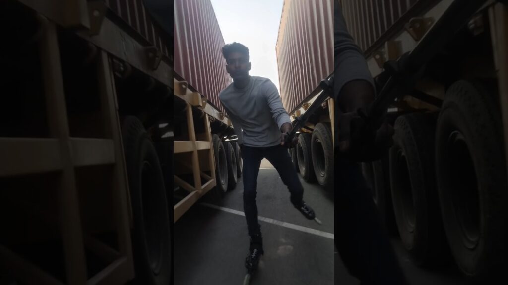 Riski Skating 😱😱 Don’t Try This 😱 #skatingsuccess #skating #youtubeshorts #india #viral