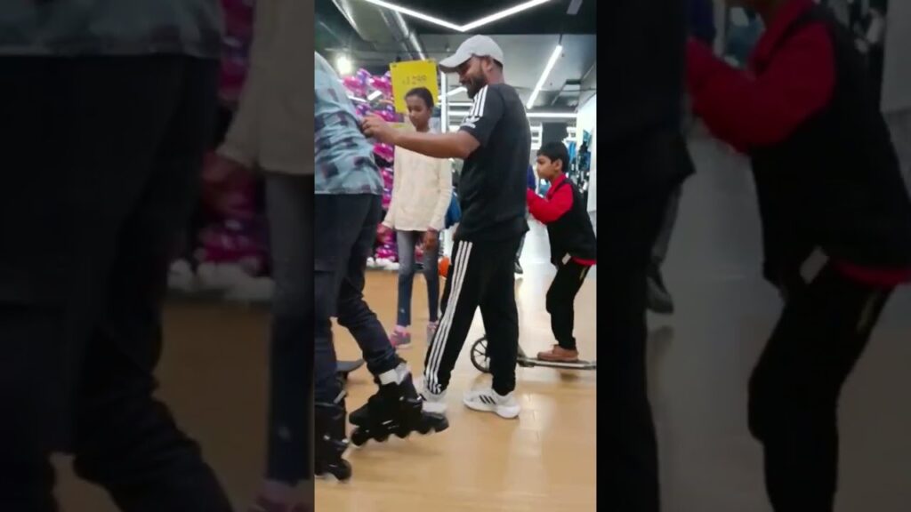 First time skating 🤣  in life 😍 #ak_vlog_it_boy #skating  #firstvlog  #skater