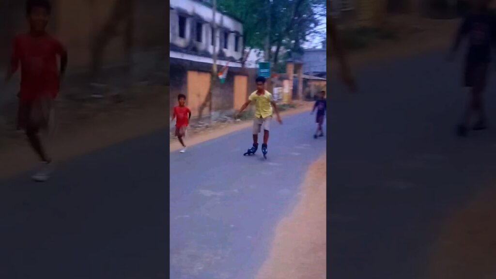 Crazy reaction from Fans & public😱😱#omg #skating#shorts#youtubeshort#indianskaterswapan#balurghat