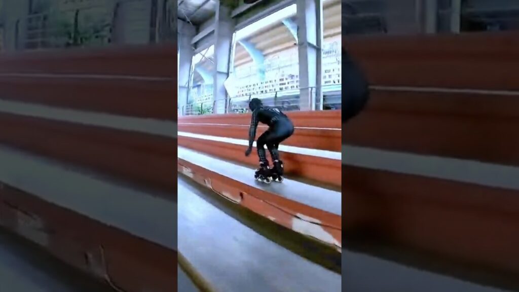 high jump and power slide skating short #skater arfan#skating#publicreaction #shortfeeds#viral short