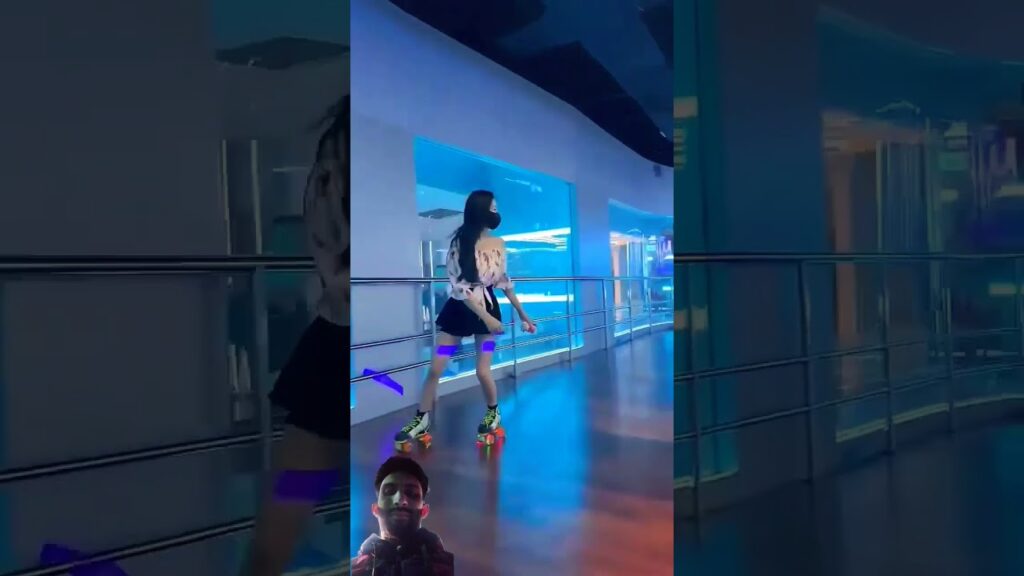 @voknews24 #dance #skating #skatinglover #brotherskatingskating #skatingskating #rollerskating