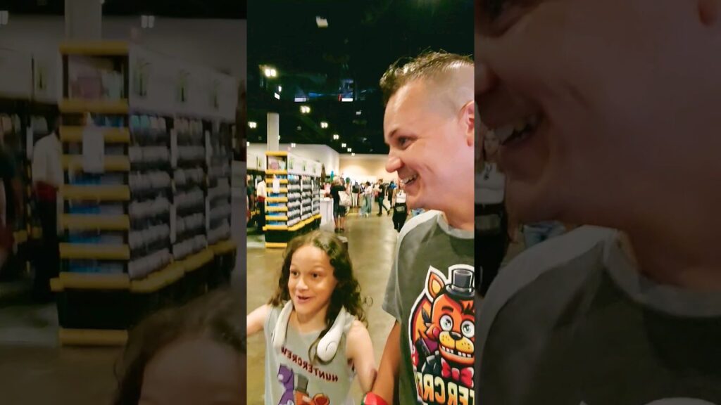 #fnaf #comicon #fivenightsatfreddys #tampa #tampabay #2024 ##cosplay #boy #viralnews #funkopop #ai