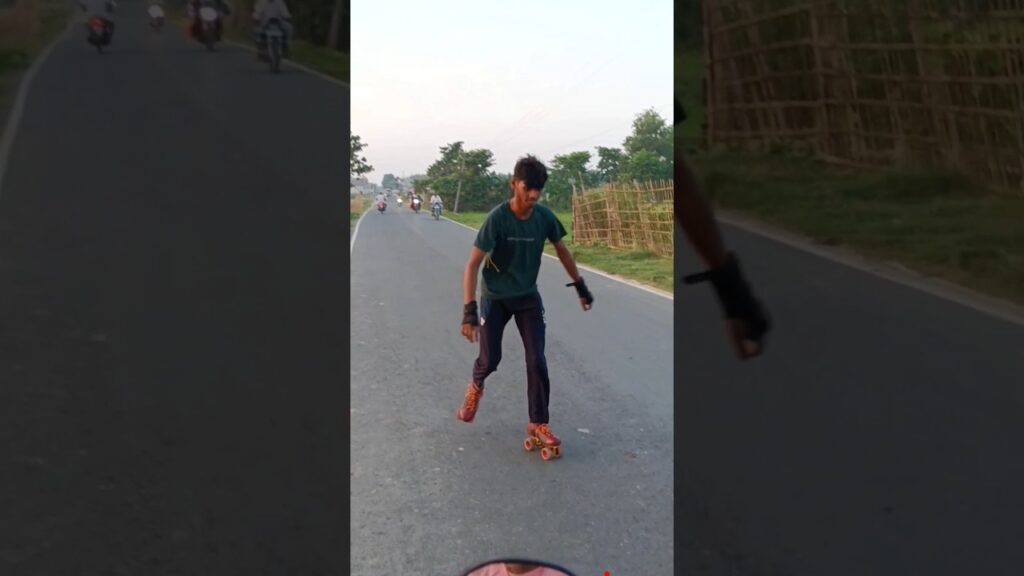 Skating masti shorts 🛣️ 😱 🥰#trending #viralvideo #youtubeshorts #explore #foryou #publicreaction