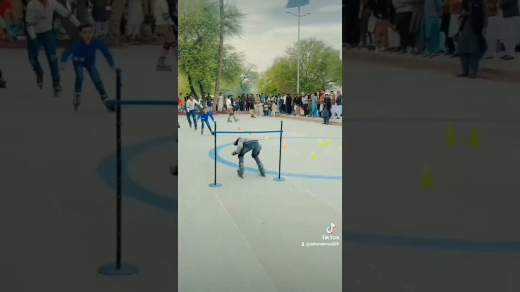 skating 18 #youtube #youtuber #youtubeshorts