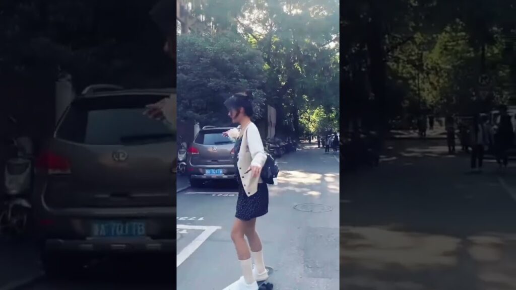 Badal❤️ #shortsfeed #viralshort #viralvideo #ytshort #shortvideo #trending #shorts #rollerskating