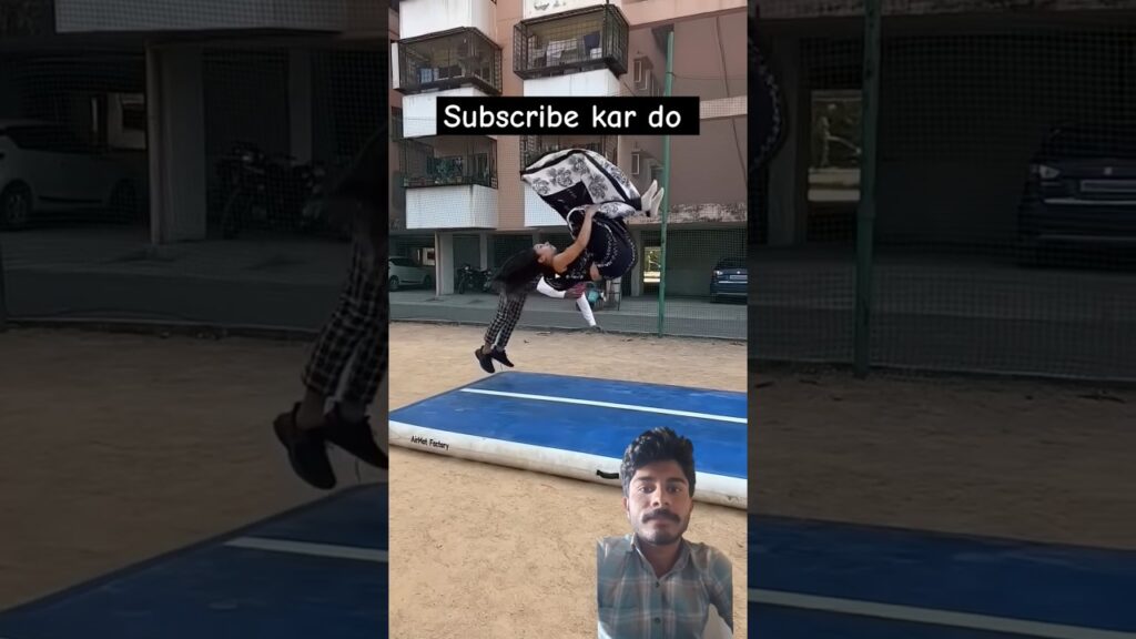 Saari me filp π±π± #stuntlove #indianflips #flipsindia #practice #rollerskating #flip #remix #music