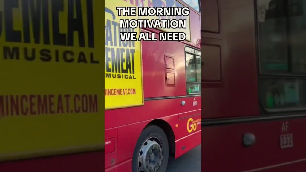 5AM Sunrise Street Skate #rollerskating #rollerskatinglondon #skating #fitness #cardio #skater