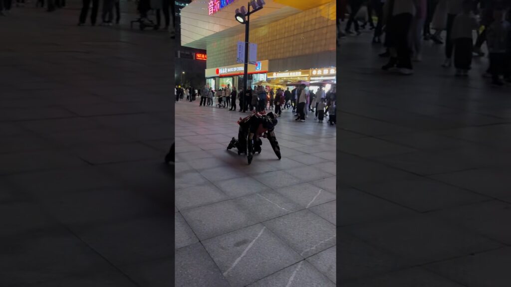 #inlineskating #publicreaction #speedskating #girlreaction #nayanali #funny #roadskating