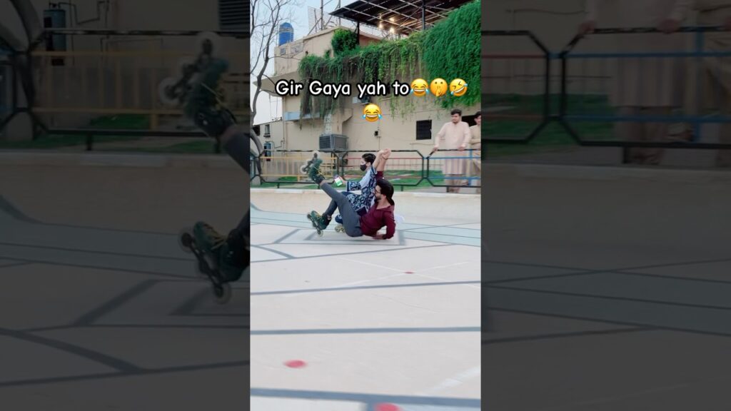 Gir geya ππ₯πππ₯° #Ansaskater #Fakharskater #shorts #shortvideos #skatinglover #skatingvideos