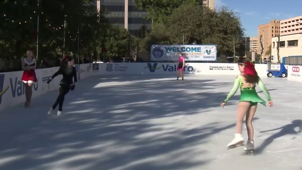Ice skating rink returns to downtown San Antonio this weekend