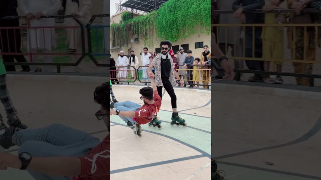 Ladki dekh rahi hai πππ€#ytshorts #shortvideo #skatingshorts#Ansafakhar #Ansaskater #Fakharskater