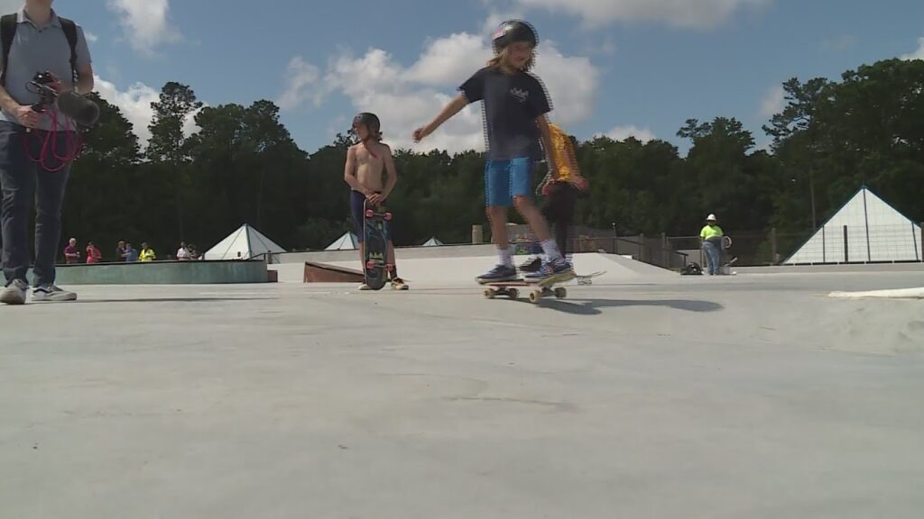 Virginia Beach welcomes new skate park