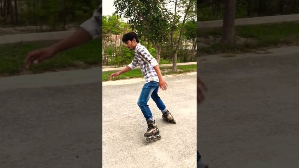 π€π€£ #talhaskater #skating #road #cycle # #reaction #youtubeshorts #viralshorts #shortsvideo #shorts
