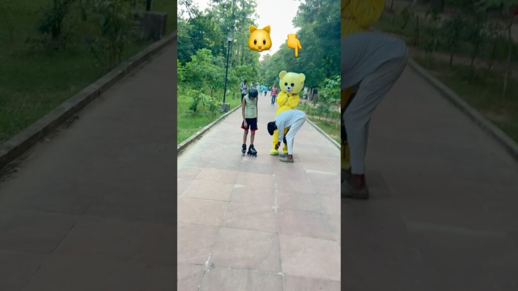 π±βοΈ #trending #viralvideo #skatingshortsgirl #inlineskate #rollerskating #bhagalpur #skating