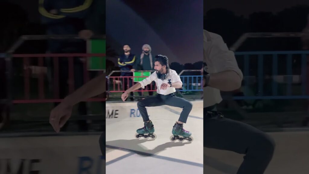 Night skating time๐๐ฅ #ytshorts #shortvideo #skatingshorts#Ansafakhar  #Ansas #Fakharskater #fyp