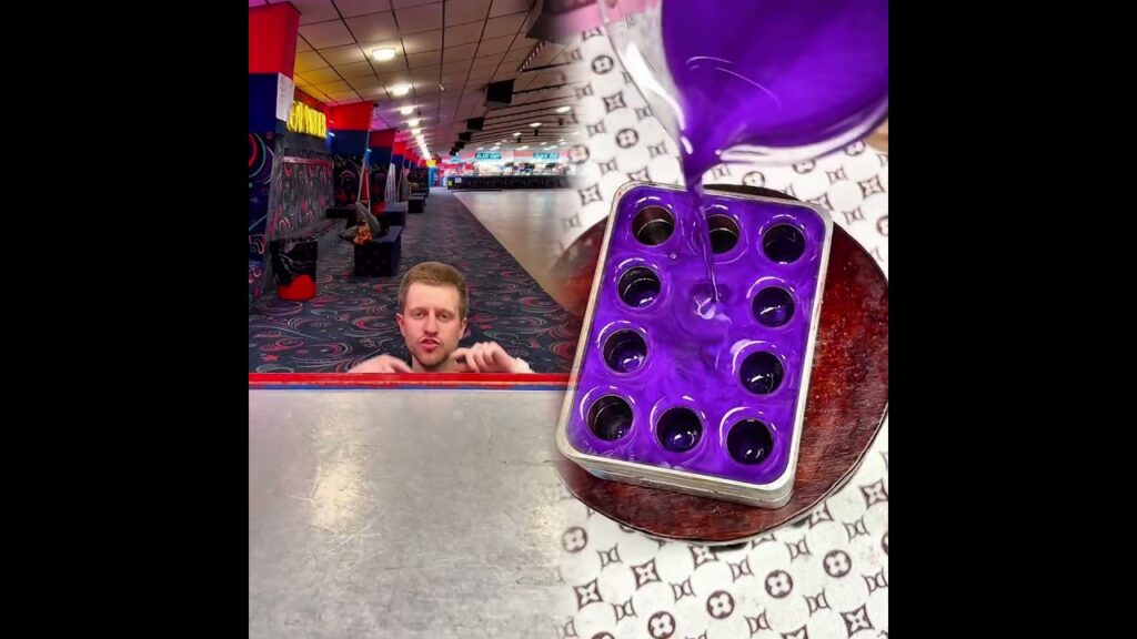 Could you imagine trying to use ice skates on this wood floor😳 #rollerrink #rollerskating #kids