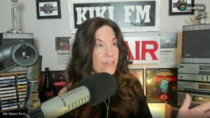 Every rose does have its thorn, I guess. #bretmichaels #poison