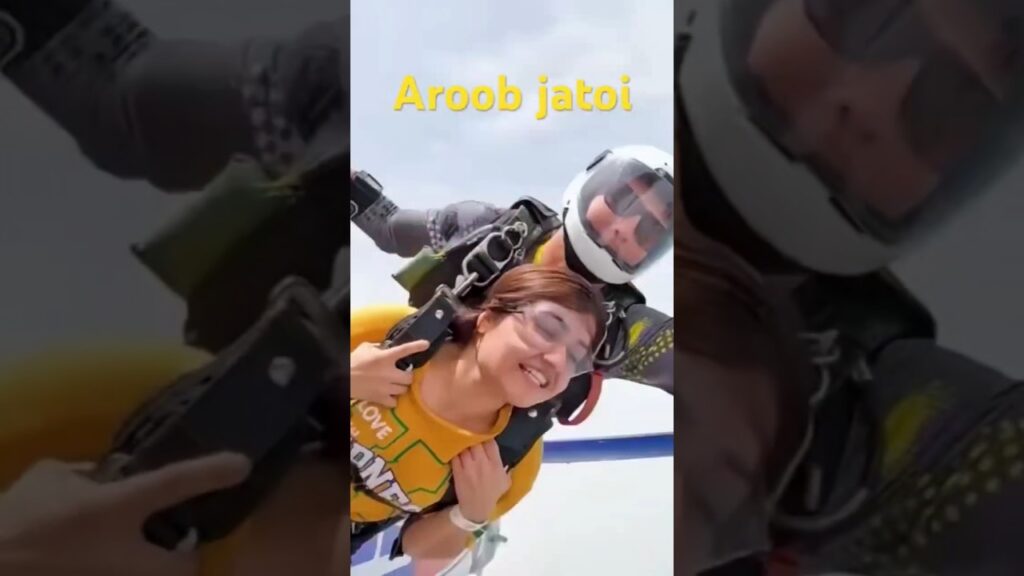 Aroob jatoi skydiving #duckybhai #aroobjatoi #duckybhaivlogs #shorts #skydiving