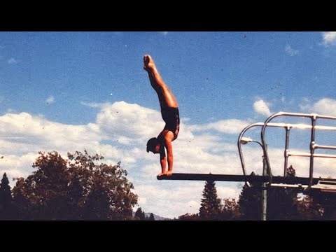 ‘Handstand Grandma’ defies age at 92 with acrobatic feat